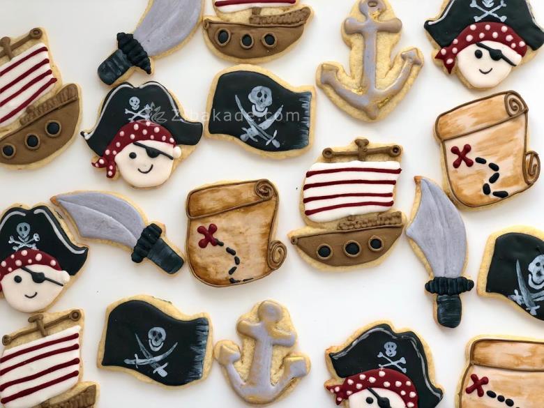 تم تولد دزدان دریایی - Pirates